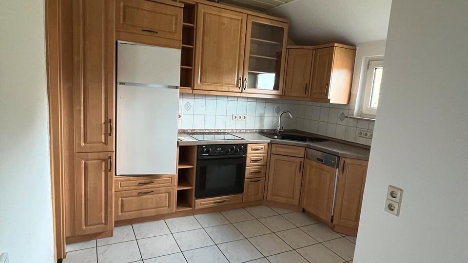 Etagenwohnung Gummersbach Berstig Süd - 4 Zimmer, 90 m&sup2;, 670&euro; | Angebot:27572231