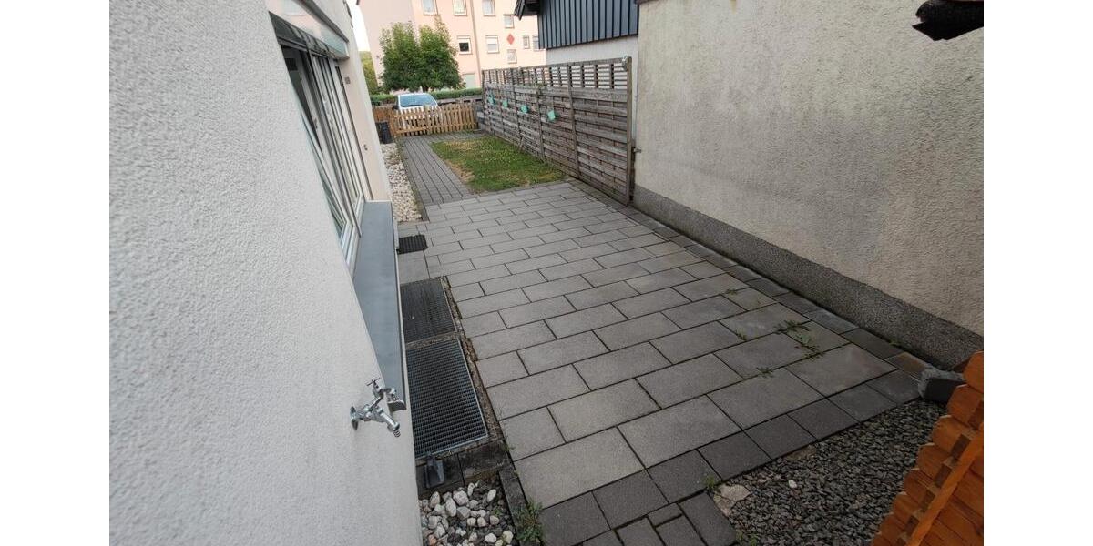 Erdgeschoßwohnung Bergneustadt - 4 Zimmer, 81 m&sup2;, 179.000&euro; | Angebot:27112184